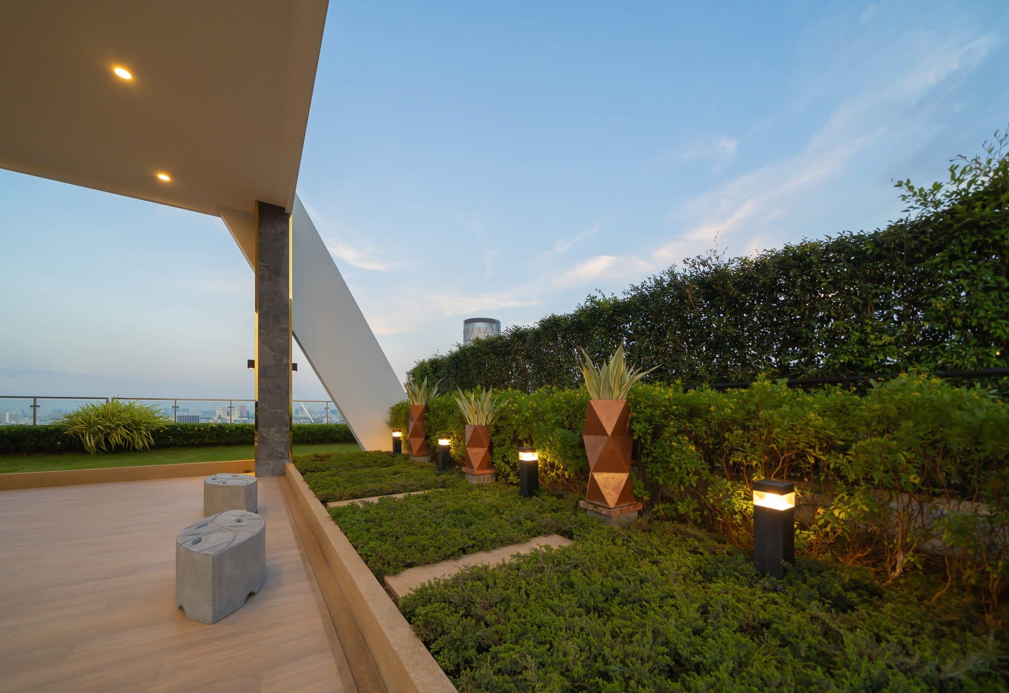 Tuinproject met terras en beplanting